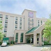 Moxy Downtown Hotel